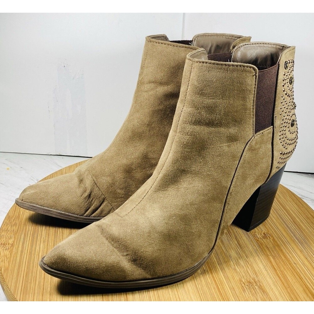 Qupid Embellished Brown Ankle Bootie Size 10